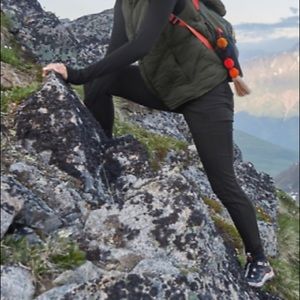 NWOT Althleta Headlands Hybrid Trek Tight.